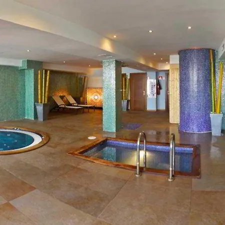 Flamboyan Caribe & 4*